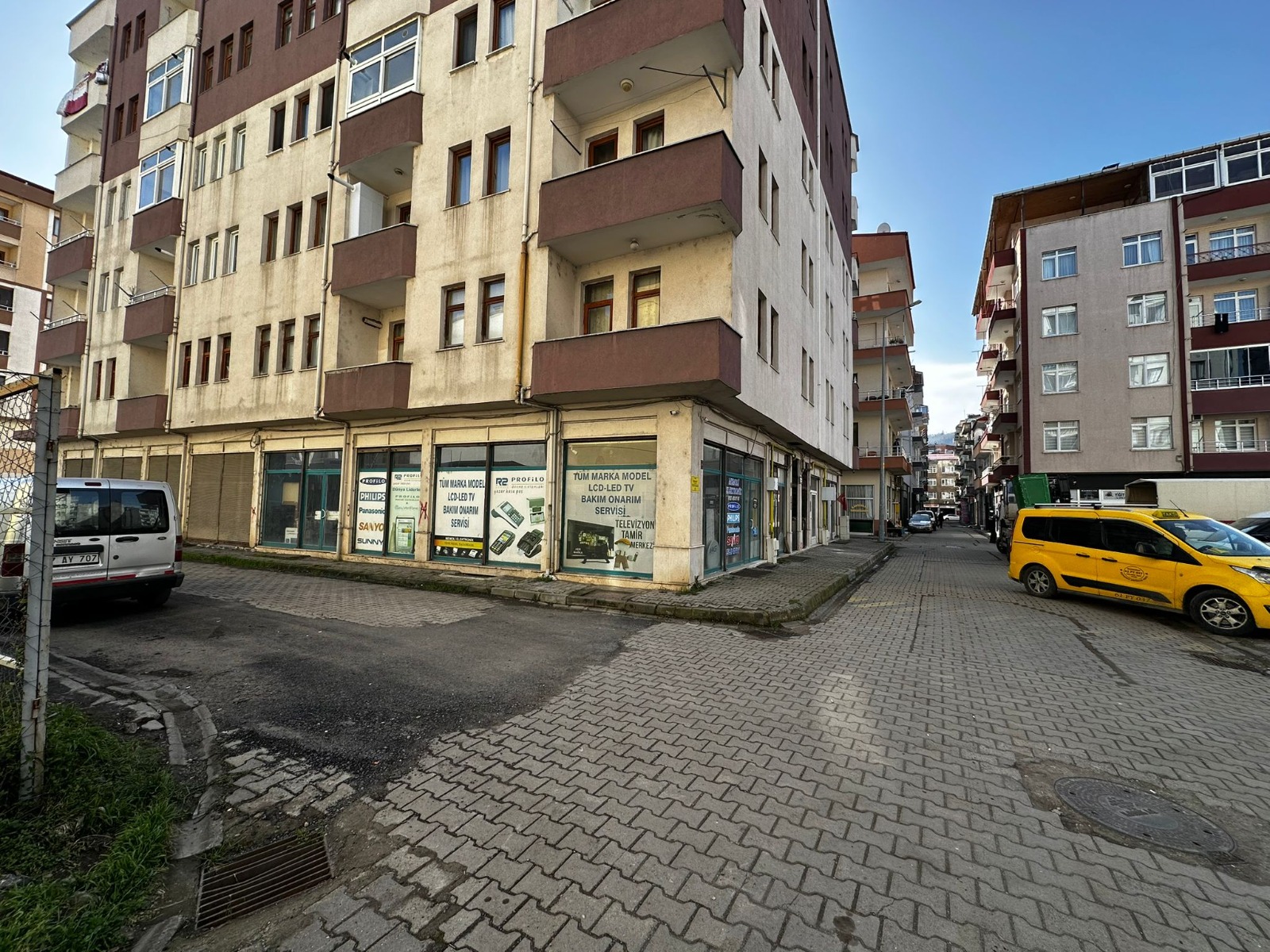 MABEL'DEN FATİH MAHALLESİ ÇARŞI MERKEZİNDE SATILIK 180 M2 DÜKKAN